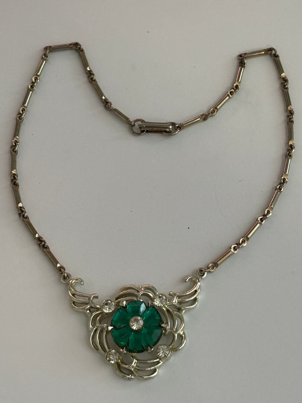 Vintage Collar Necklace Green Rhinestones Coro?